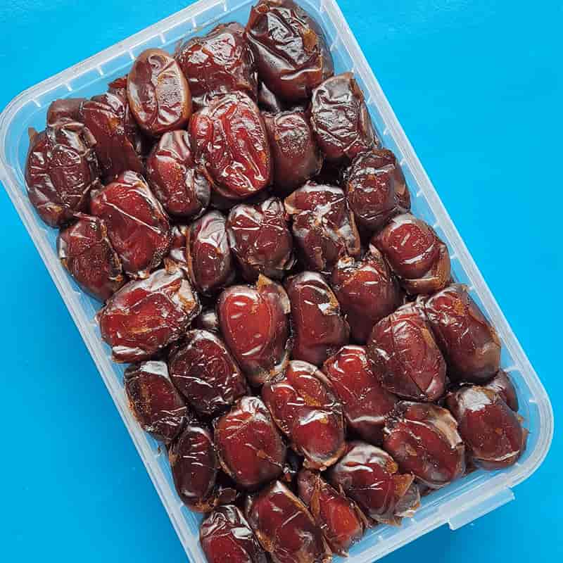 خرما کبکاب بدون شیره با ظاهر تمیز و بافت مطلوب